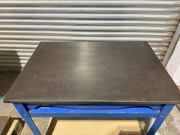 Cast iron surface table, 3ft x 2ft