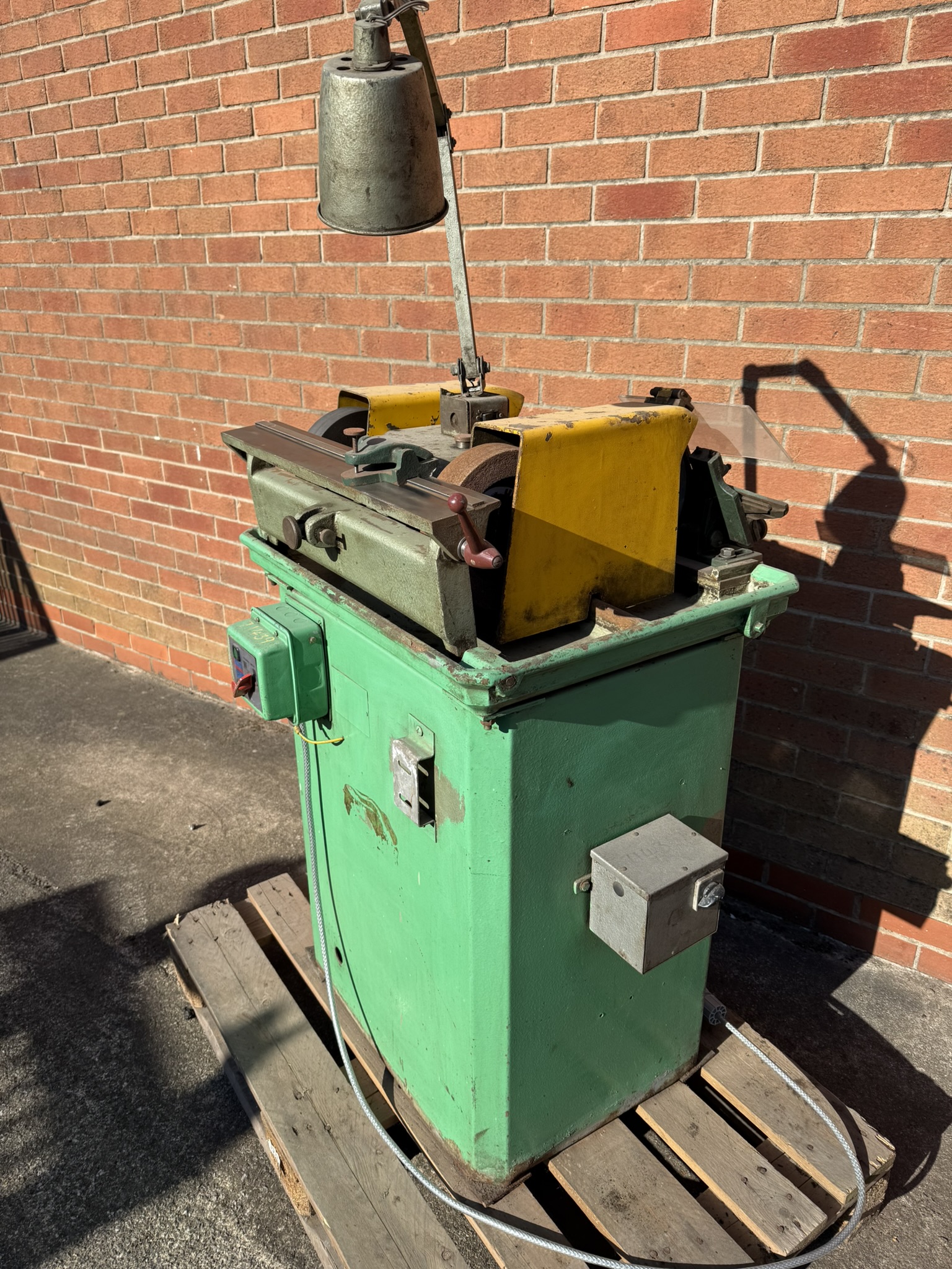 Wadkin BZG Grinder